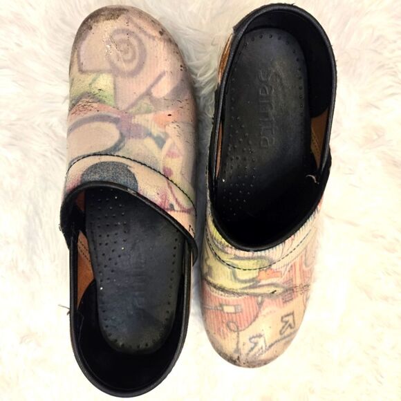 Sanita Leather Abstract Graffiti Clogs - Picture 3 of 8